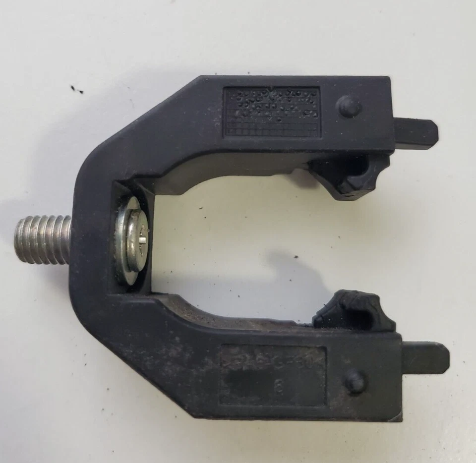 ✅Soporte de montaje de carcasa de tapa de manija de puerta exterior derecha para Audi A6 Quattro 2012-18 Foto 1 de 4