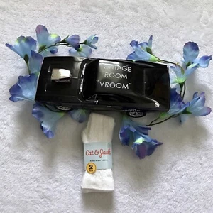 Cat & Jack NWT 2 Pairs Knee High Socks Girls S (5.5-8.5) - Picture 1 of 5