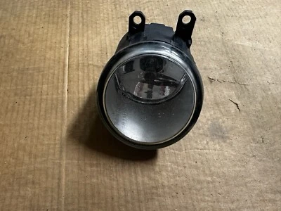 2006-2012 Toyota RAV4 Front Left Driver Side Fog Light Lamp Assembly 89210657 - Image 1 of 4