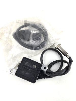 Par Original NUEVO Volvo D11 D13 Sensor NOx Salida + Entrada 22014032 22303390 Foto 1 de 4