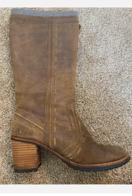 Fossil tall leather brown boots size 7 - Image 1 of 4