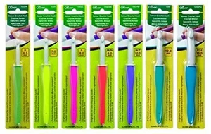 Clover Amour Crochet Hooks - Set of 7 - For Working with Thick Yarns - Picture 1 of 1