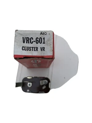 Cuadro de instrumentos regulador de voltaje estándar VRC-601 Plymouth Cuda cargador R/T Foto 1 de 3