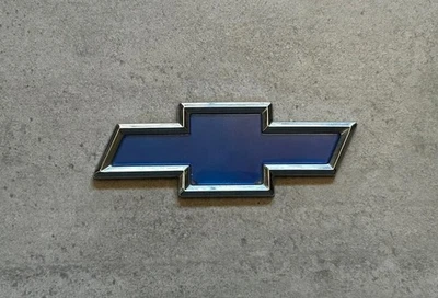 Chevy Monte Carlo 00-05 Rear Trunk Chrome Blue Emblem Logo Badge GM Used OEM - Image 1 of 4