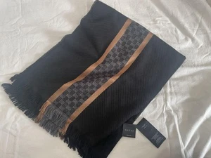 Gucci Wool Silk Stole Black Gold Line Unisex Made in Italy Used - Picture 1 of 4