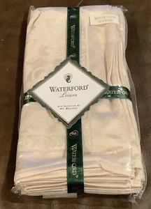 Juego de 4 servilletas de tela Waterford Ardmore blanco roto vacaciones nuevas en paquete - Imagen 1 de 6
