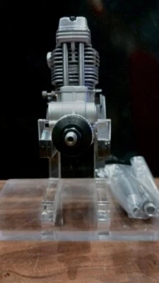 OS Engine - OS FS 40 Four Stroke - New in box - Image 1 of 4