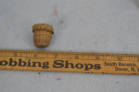 sewing  thimble basket  sweet grass Abenaki native American 1800s antique Cover