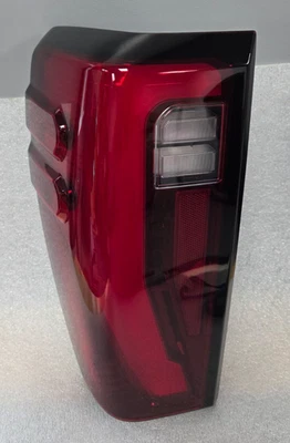 NTO 2024-2026 GMC Sierra 2500HD 3500HD Driver Left LED Tail Light w/bliss OEM - Image 1 of 4