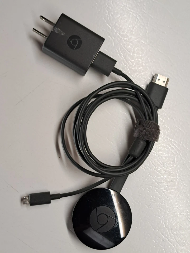 Google Chromecast 2-го поколения 1080p портативный медиастример (NC2-6A5) - Изображение 1 из 2