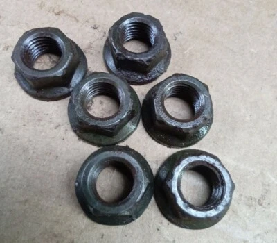 Tuercas colector escape Subaru Impreza Ej20 Wrx Ej205 Forester ej205b turbo Foto 1 de 4