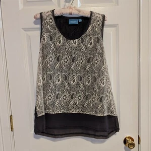 Top donna nuovo, Vera Wang grigio in pizzo. Taglia XL - Foto 1 di 6