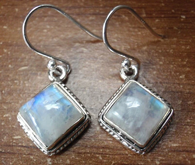 Pendientes Cuadrados Piedra Lunar Plata de Ley 925 Recibirás pendientes exactos Foto 1 de 4