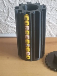 Minifigure Head Holder  - Picture 1 of 3