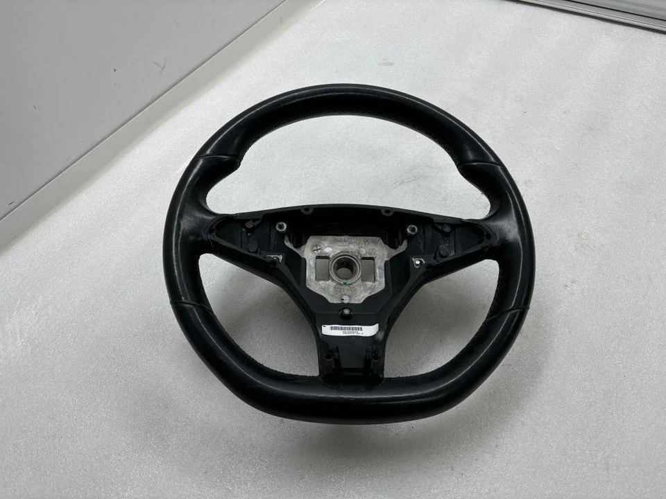 Volante Tesla Modelo S 2013 100527900D RSD2896 Foto 1 de 4