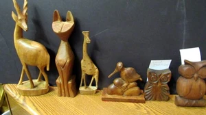 LOTTO VINTAGE DI 6 ANIMALI IN LEGNO INTAGLIATO A MANO DA COLLEZIONE (EZS003710) - Foto 1 di 12