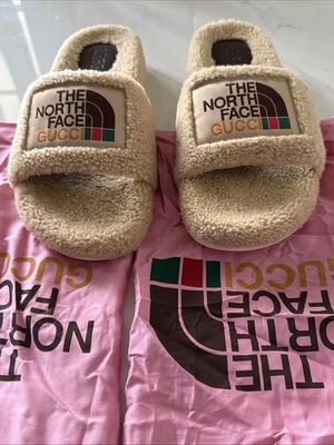 Gucci X The North Face Lana Merino Slides GUCCI 9-EE. UU. 10 Foto 1 de 4