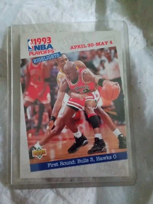 1993 年 UPPER DECK 迈克尔·乔丹 斯泰西·奥格蒙 #180 芝加哥公牛队  — 第 1/3 张图片