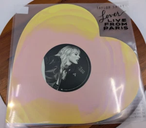💗 Taylor Swift Lover (Live From Paris) Heart Shaped Vinyl - 2025 💙 - Bild 1 von 4