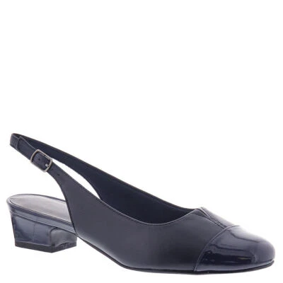 Trotters Dea Women's Pump - Image 1 of 4
