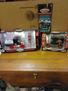 2 Gearbox Texaco 1912 Ford Pickup Truck Diecast Coin Bank matchbox 1929 model a - Picture 1 of 7