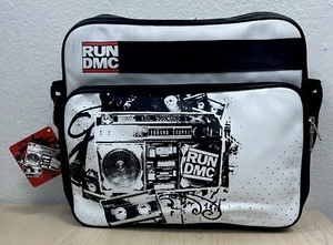 RUN DMC Boombox Laptop Messenger Bag 15 "x 12" x 4" ¡Nuevo! - Imagen 1 de 2