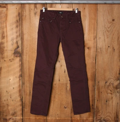 Pantalones chinos elásticos a cuadros con hoyuelos borgoña HUGO BOSS 'Delaware 3-20' talla 30x31 Foto 1 de 4