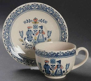 Taza y platillo lisos Johnson Brothers Hearts & Flowers 6480239 - Imagen 1 de 1