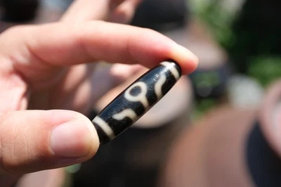 0213 Benefactor Dzi Bead - Image 1 of 4