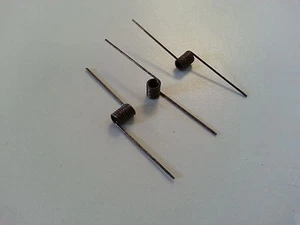 JEU DE 3 RESSORTS CLIQUET POSTE DE FREINAGE AVIONS JODEL ET DERIVES - Afbeelding 1 van 1