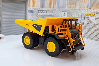 Remolque rígido Volvo R100e modelo a escala 1:60 Foto 1 de 4