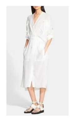 Vestido de crepé ligero Helmut Lang $425. Blanco. MIDI  Foto 1 de 3