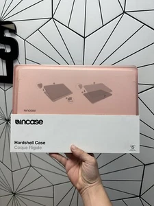 Incase Hardshell Case for MacBook Pro 15"- Thunderbolt (USB-C) 2016/17/18/19 - Picture 1 of 6