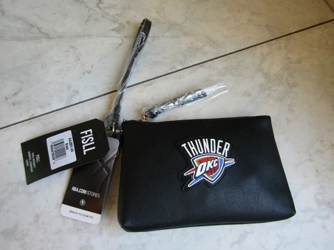 NIB FISLL NBA Oklahoma City Thunder Black Lined Wallet Bag Zip Top 7 x 5 Cover