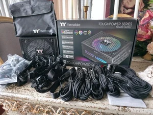 Thermaltake Toughpower PF1 ARGB 1200W 80+ Platinum - Picture 1 of 17