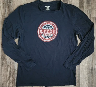 Camiseta pulóver manga larga gráfica con logotipo azul marino mediano Lucky Brand para hombre Foto 1 de 4