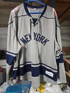 New York Yankees Hockey Trikot "Shirt Day" 5-17-2024 StubHub Yankees Herren XL - Bild 1 von 16