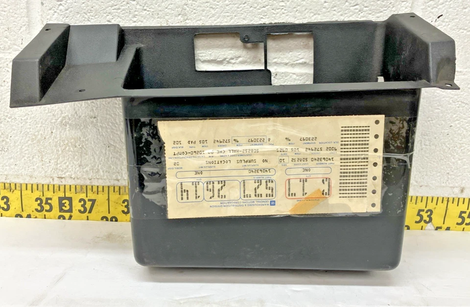 Caja de inserción de consola central GM 14063240 1982-85 OEM Chevy Cavalier Cadet (SVM144) Foto 1 de 4