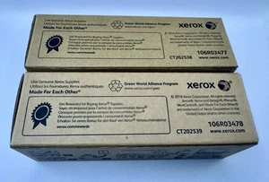Xerox 106R03477 Cyan 106R03478 Magenta Toner Cartridge - Photo 1/2