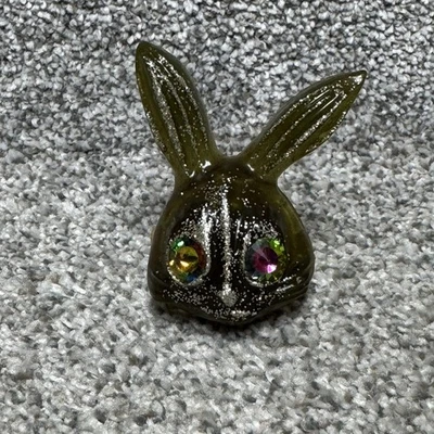 Vintage Rabbit Bunny Plug In Night Light Glitter Green Resin Jeweled Eyes Kitsch - Image 1 of 4