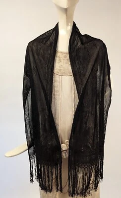 Cachecol estilo renda vintage anos 1970 flauta tocando fauno + mulher dançante com franja - Imagem 1 de 4