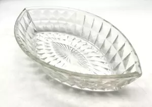 VTG 30/40's Jeannette Crystal Clear Windsor Diamond 7" x 11 3/4" Boat Shape Bowl - Picture 1 of 8