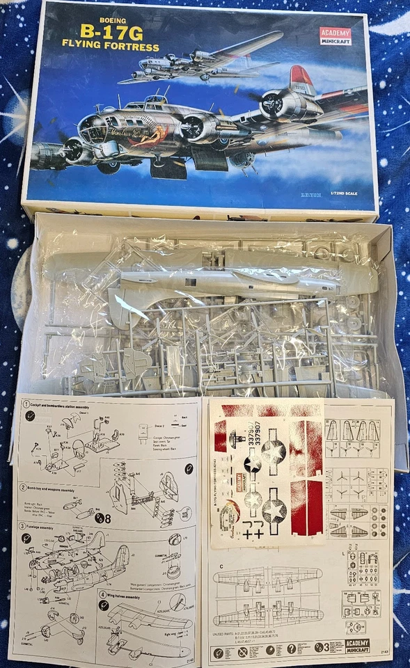 BOEING B 17 G FLYING FORTRESS  KIT 1/72 ACADEMY MINICRAFT WW2 USA BOMBER - Immagine 1 di 1
