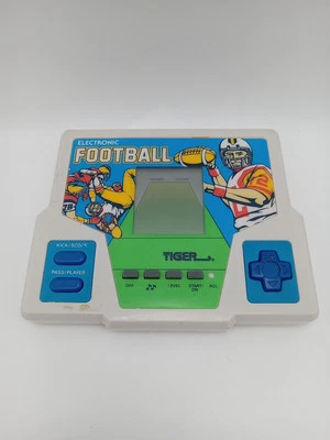 Tiger Electronic Handheld Football Game w/ Battery Cover Vtg 1987 Tested & Works - Image 1 of 4