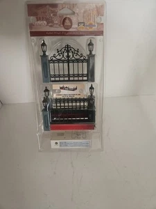 Lemax 2005 Juego de 5 Iluminados Hierro Forjado Estilo Cerca Accesorio Tren Linterna NUEVO - Imagen 1 de 3
