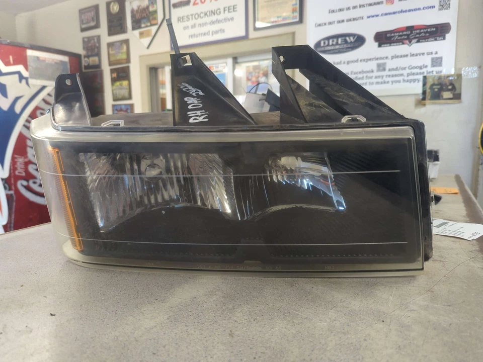 Headlamp Assembly ISUZU I-370 PICKUP Right 07 08 RH LIGHT FOGGY Foto 1 de 3