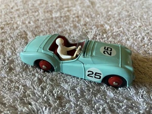 Deagostini Dinky 111 Triumph TR2 Car - Scale 1:43 - Picture 1 of 10