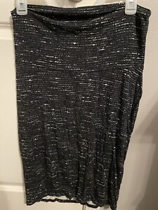 Womens Black/ Gray maternity skirt by Old Navy size small