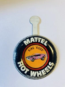 Hot Wheels Redline : King Kuda - Tin Badge : Original Vintage (ref17) - Picture 1 of 2