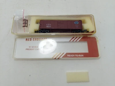 N Scale Red Caboose 40' Steel ARA X29 New York Central Box Car 17050-6 RTR - Image 1 of 4